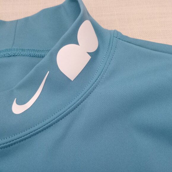 Nike Women's Top Long Sleeve Blue/Cerulean Mock Neck Lux Sporty Stretchy Size L - Picture 6 of 12